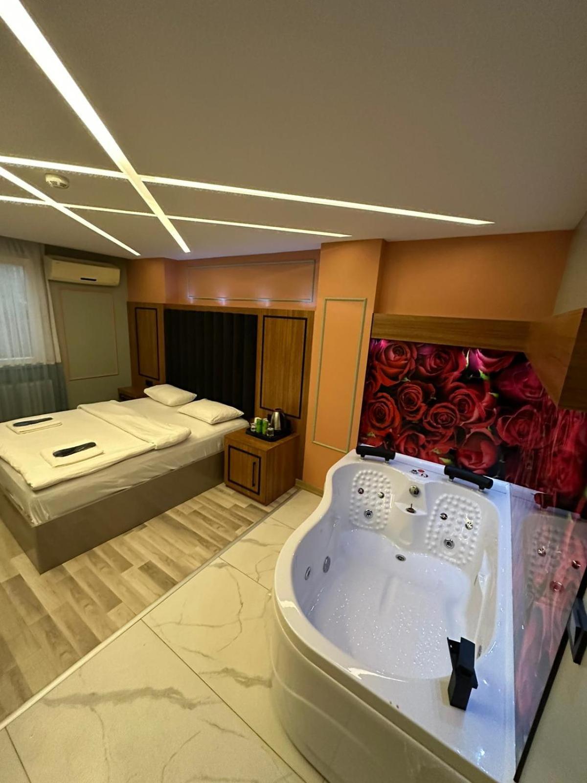 Blueway Hotel Istanbul Ngoại thất bức ảnh