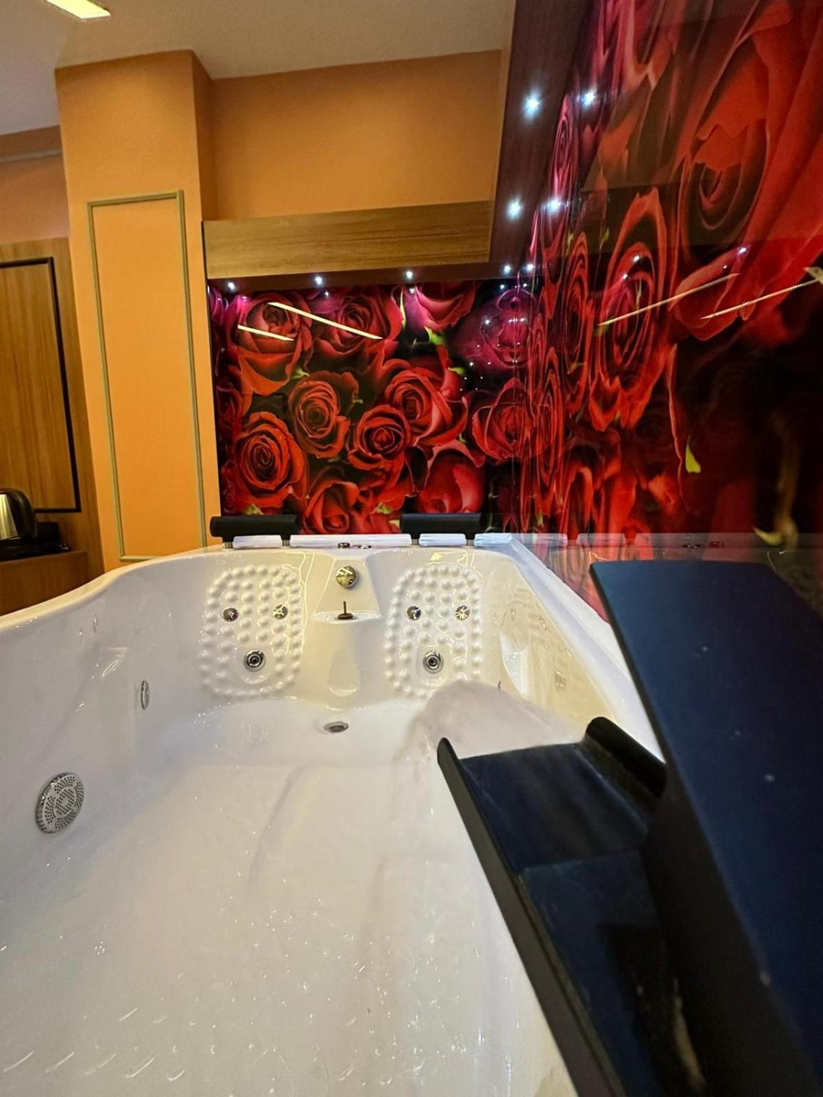 Blueway Hotel Istanbul Ngoại thất bức ảnh